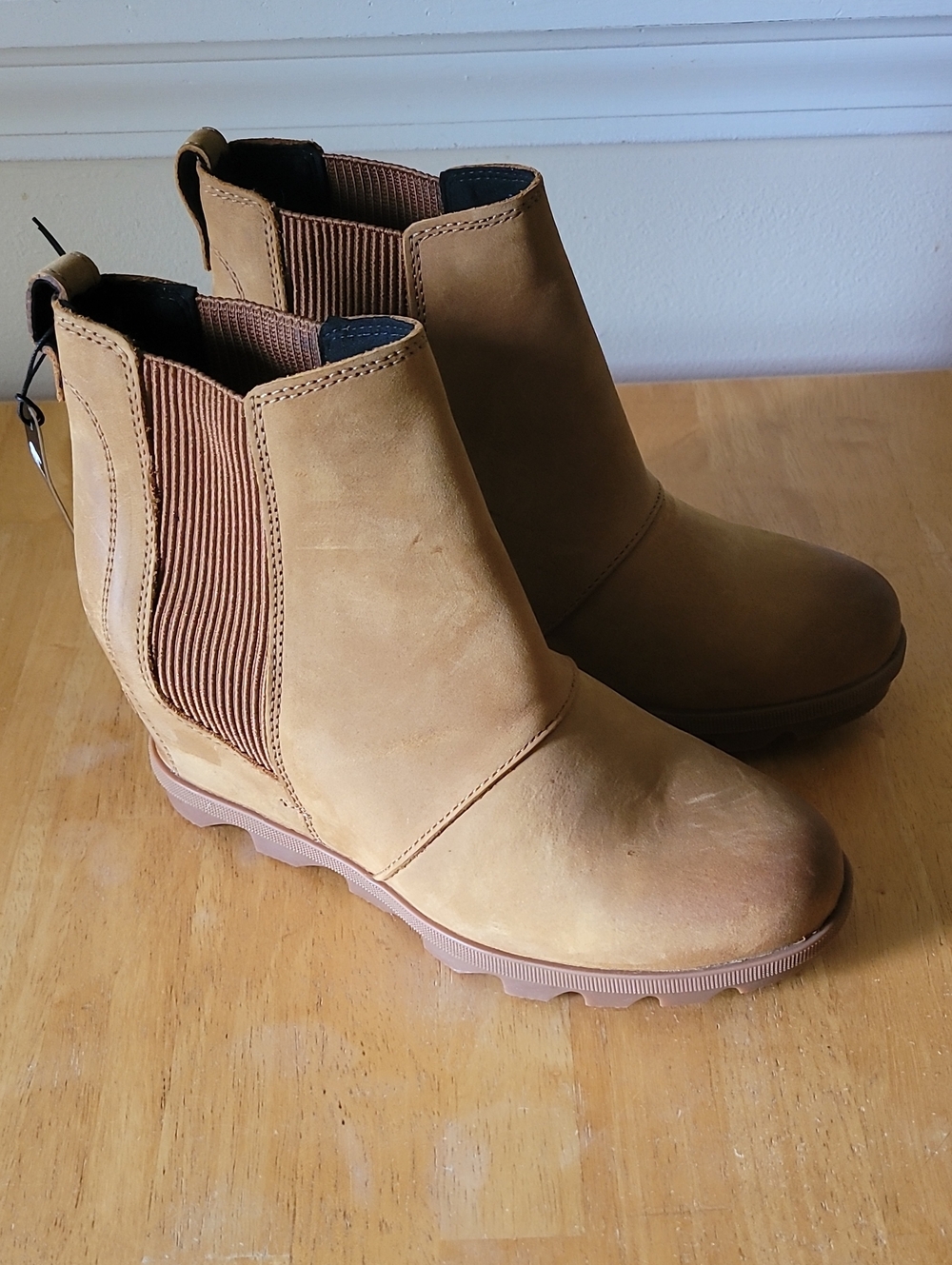 Sorel Joan of Arctic Wedge II Camel Leather Boots